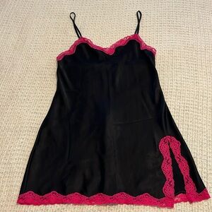 Set of 2 Vintage Victorias Secret slips